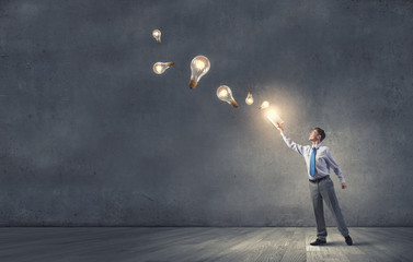 马桶和洗澡下水的主下水是通用的吗？